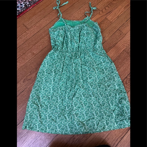 Beautiful for Easter and graduation Gap kids beautiful green sundress size 12 - Picture 2 of 4